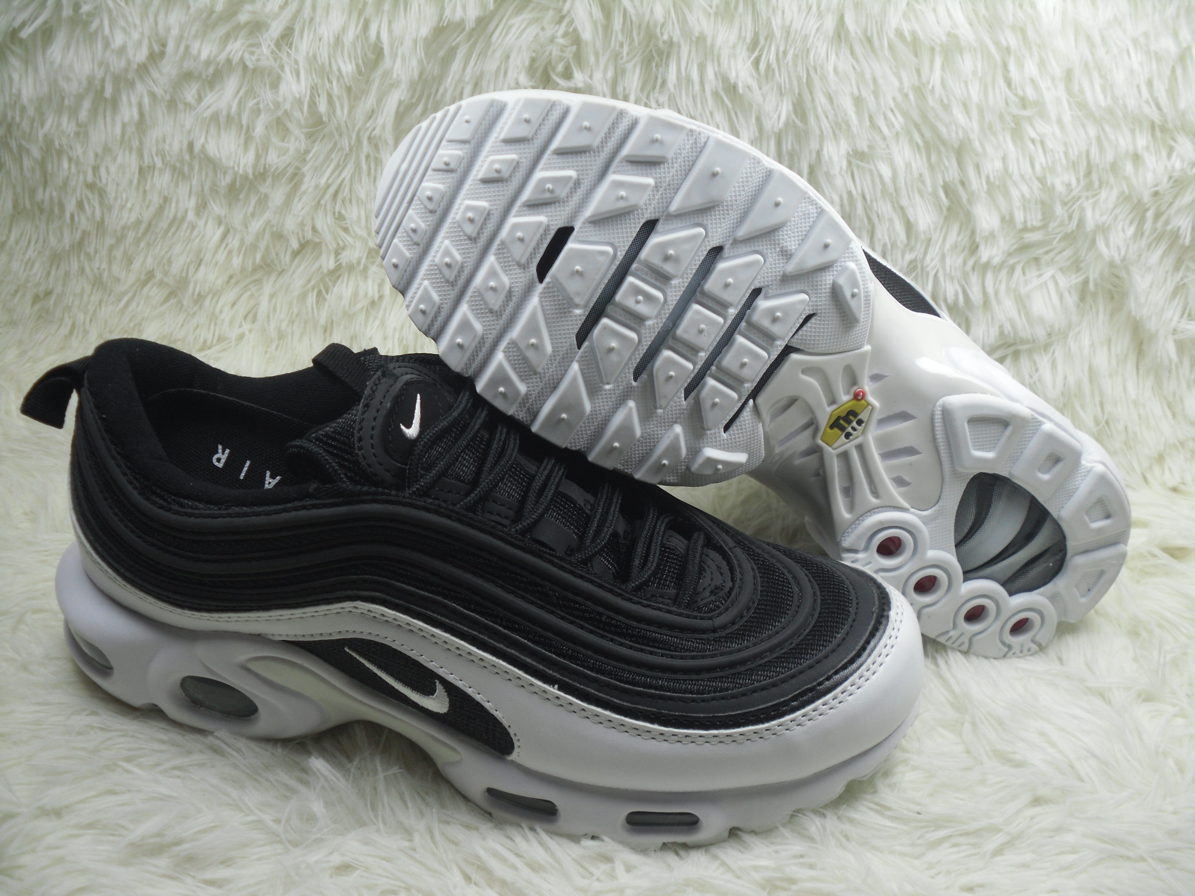 Nike Air Max TN 97 Black Silver Shoes - Click Image to Close